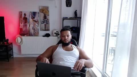 Kingsley online show from May 22, 3:30 pm