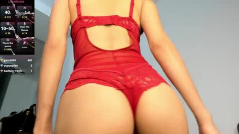 Rei online show from May 31, 12:59 pm