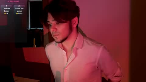 1roberttt online show from May 30, 10:08 pm