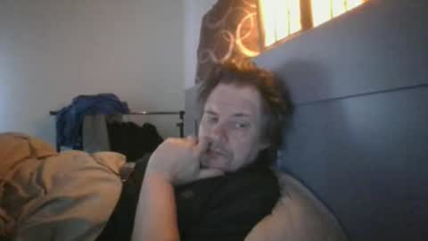 666eldiablo666 online show from May 16, 6:21 am