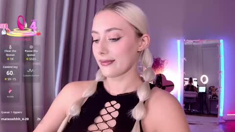 Loren Wood online show from May 10, 2:45 pm