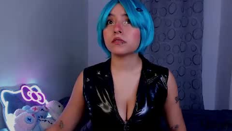   online show from July 11, 12:15 am