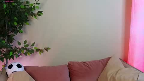 Jess online show from July 12, 4:26 am