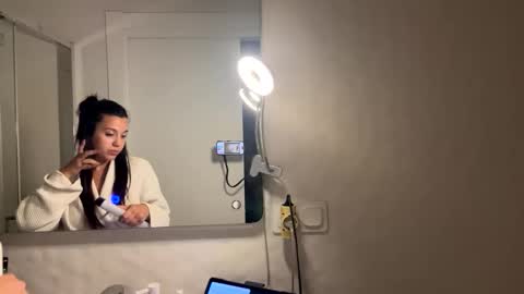  elena barra online show from April 24, 6:48 am