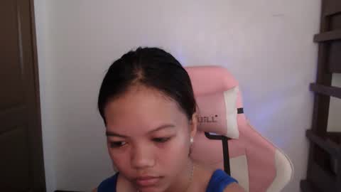 Jen online show from May 27, 12:50 am