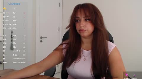 _just_a_queen_3 online show from May 19, 8:43 am