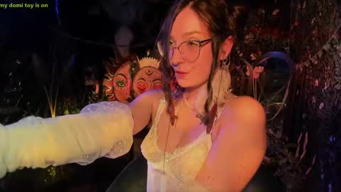 Lady Luna online show from May 15, 11:56 pm