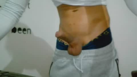 _lalo_0 online show from July 13, 3:21 am