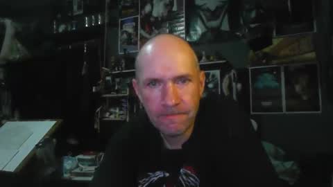 That guy online show from May 3, 4:18 am