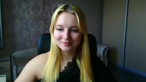 Melanie online show from May 9, 9:59 am