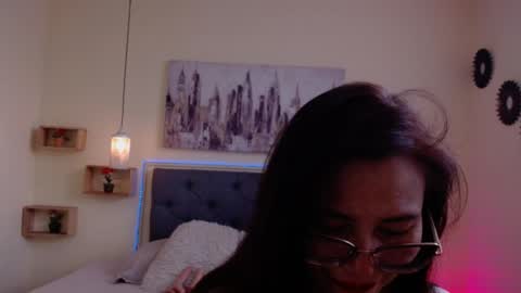 _naomi_s online show from May 22, 3:30 pm