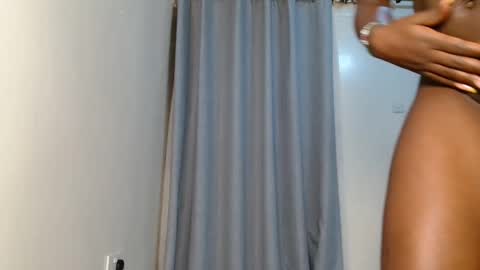 _naughty_alexah online show from May 20, 2:52 am