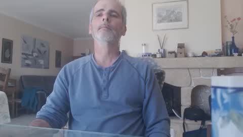 Aalex1717 online show from May 8, 9:37 am