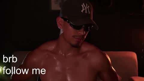 AARON  online show from May 10, 11:49 am