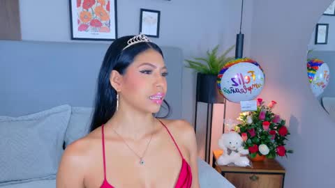 abiehils online show from May 13, 11:31 am