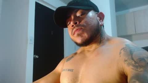 adam shilder7 online show from April 23, 3:58 am