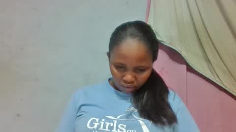 adelealy online show from May 14, 2:32 am