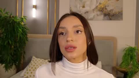 adoracortes online show from June 21, 5:03 am
