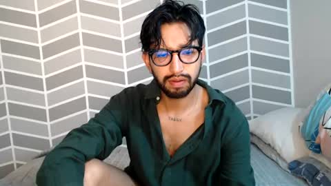 Adrian Falcon online show from July 14, 2:38 am