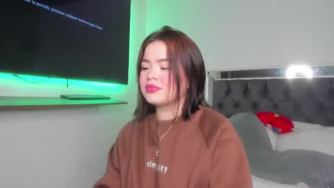 Vanessa online show from July 17, 7:10 am