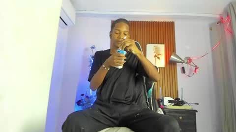 afrowayuu online show from June 25, 11:15 am