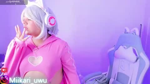 Ahri help me get to 100  online show from June 26, 5:24 am