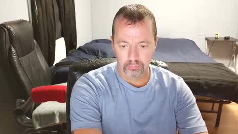 Daddy online show from May 7, 8:15 pm