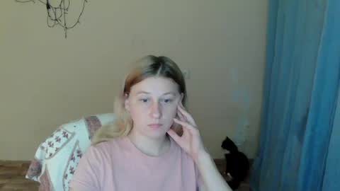 Anna online show from July 15, 3:49 pm