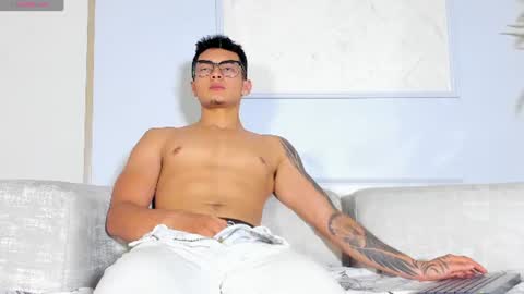 alan_salazar online show from June 22, 6:04 pm