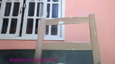 Alejandra online show from May 21, 10:00 am