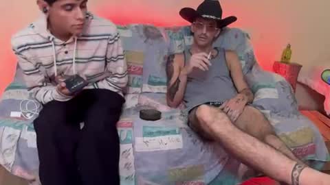 alex_and_charlie online show from July 13, 11:47 am
