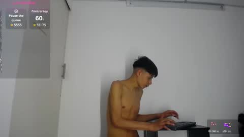 alex_it0 online show from May 6, 9:21 pm