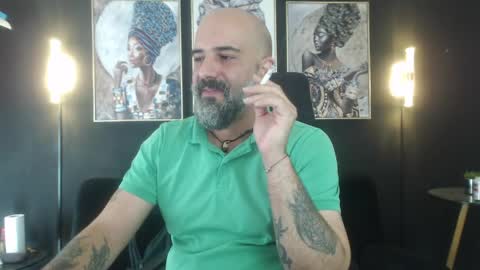Alex Saints online show from May 11, 4:04 pm