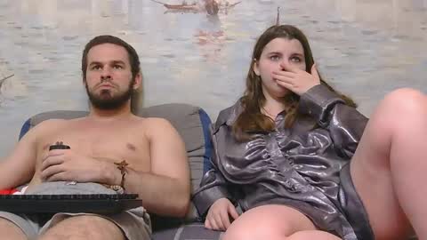 Alex and Sarah online show from May 27, 9:01 pm