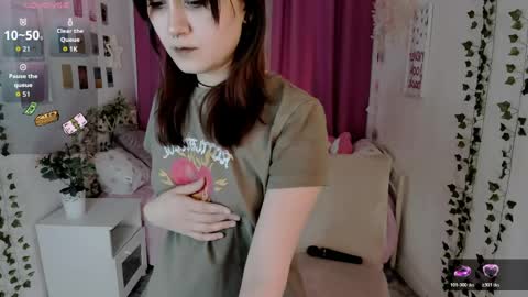 alexa_lexi online show from May 5, 11:05 am