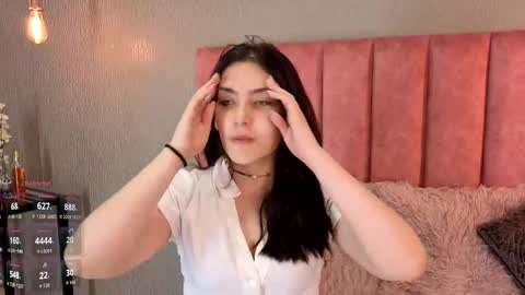 Alexa Thaylor online show from May 26, 3:29 pm