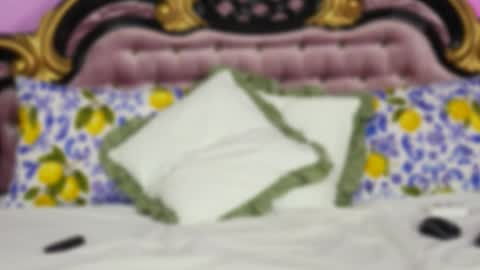 Alexis online show from June 4, 6:25 pm