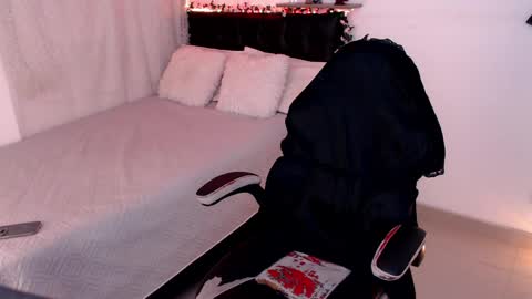alexx_lang online show from June 5, 1:56 am