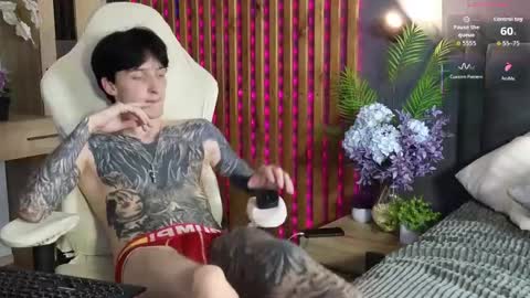 Alex online show from June 2, 9:33 am