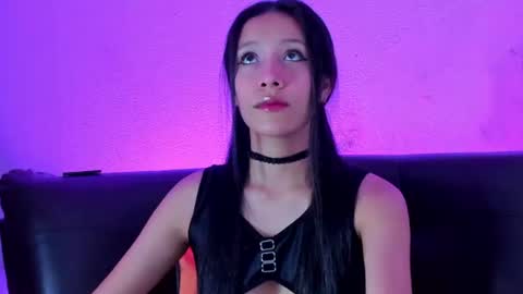 alice_drool online show from June 16, 11:25 am