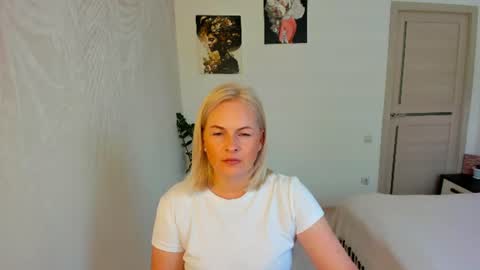 Alicee online show from August 7, 8:23 am