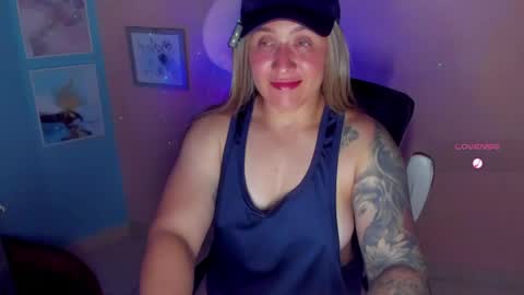 Jennyfer online show from May 13, 9:24 pm