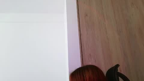 aliciia_23 online show from April 29, 10:03 pm