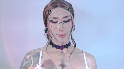     online show from July 20, 11:06 pm