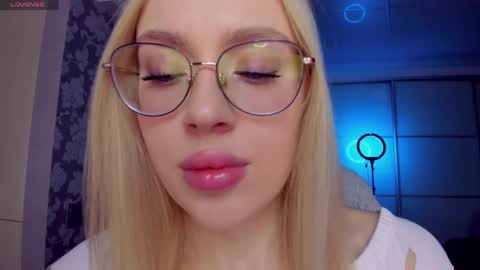 alinaocean online show from May 17, 12:36 pm