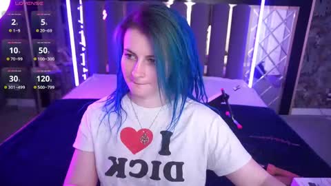 alisagrace online show from June 1, 5:42 am