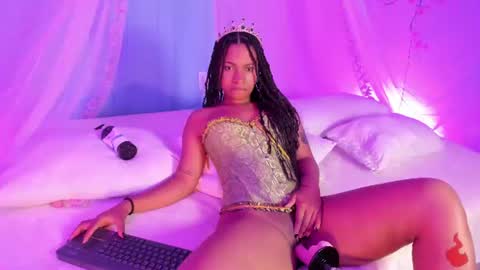 Mia online show from June 20, 3:18 pm