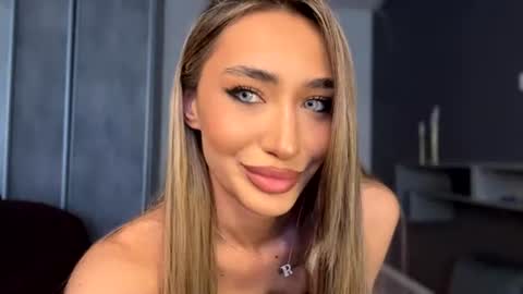 Alissa online show from July 10, 2:44 pm