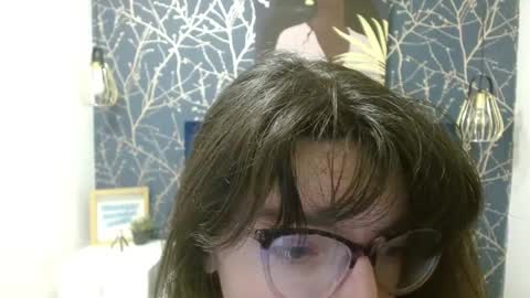 alison online show from June 1, 8:10 pm