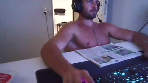 alphah_hunk online show from July 17, 4:42 pm